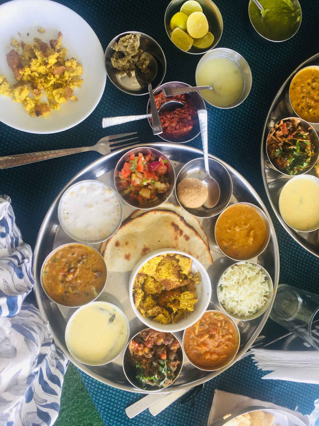 Truly Venice In India Udaipur Tripoto Its rajasthani thali defeated punjabi thali in taste for sure. truly venice in india udaipur tripoto