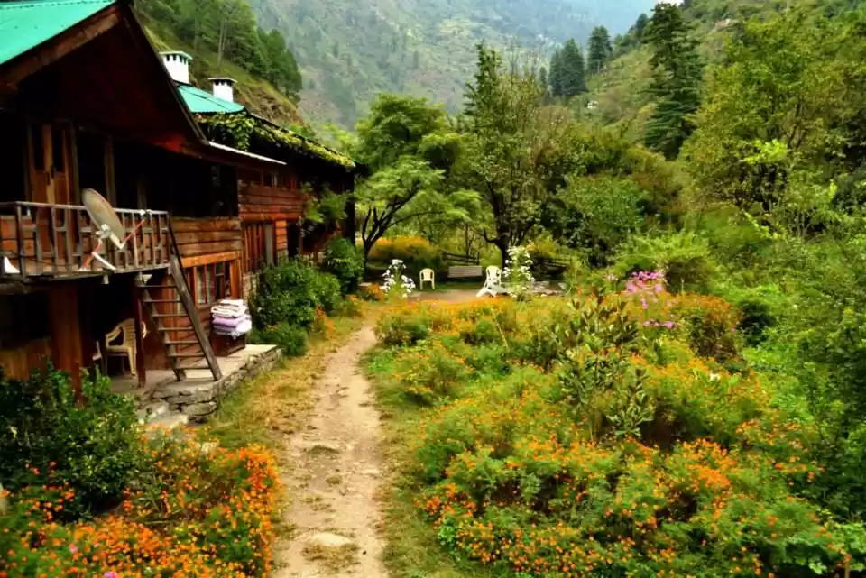 Photo of 5 homestays in Himac