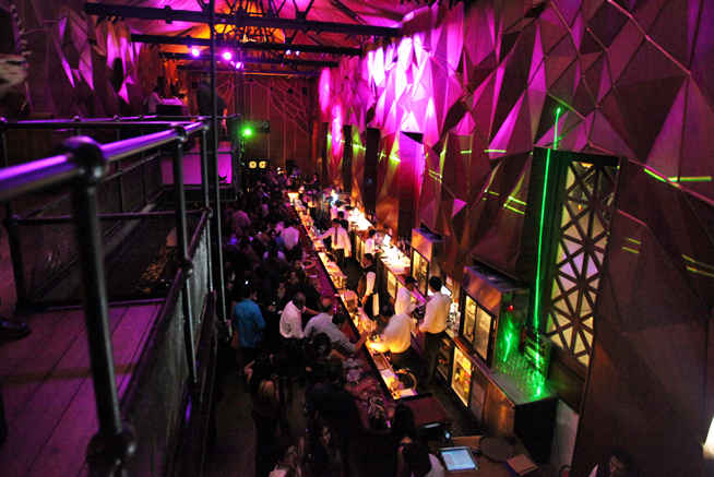 10 Best Pubs In Mumbai Locations Costs Tripoto