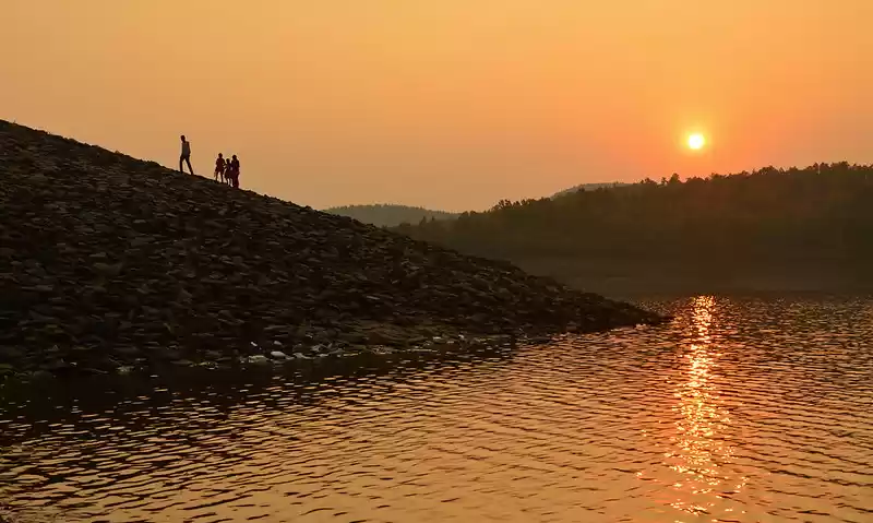 Photo of घाटशिला: भीड़ से दूर