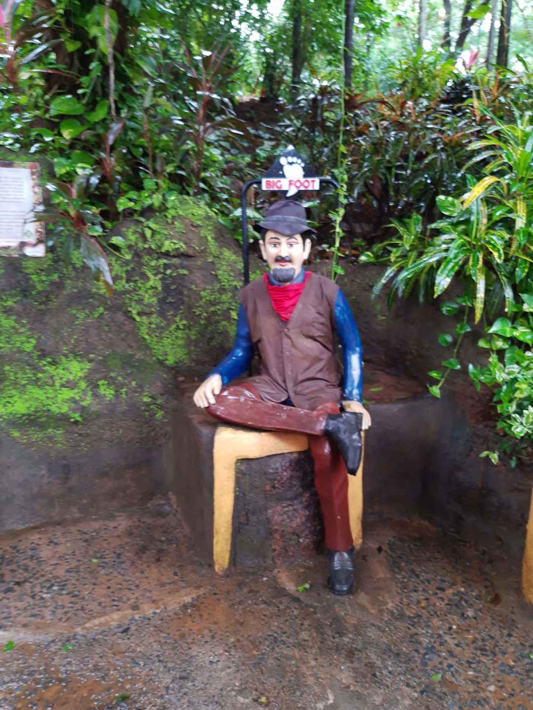 Ancestral Goa Big Foot Goa Tripoto Big foot goa also known as ancestral goa is situated in loutolim is a center for art, culture & environment started by maendra in 1995. ancestral goa big foot goa tripoto