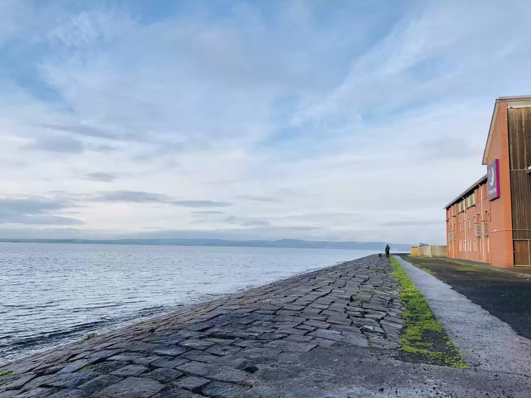 Photo of Edinburgh and Scotti