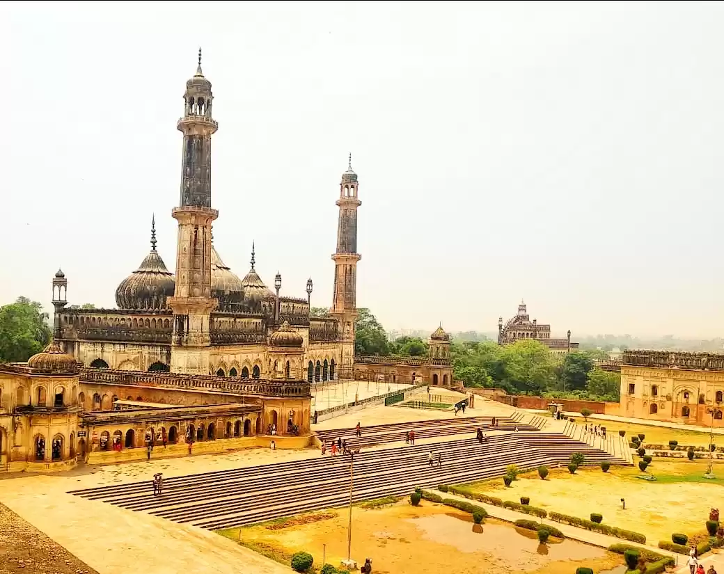 Photo of Bada Imambara or bho