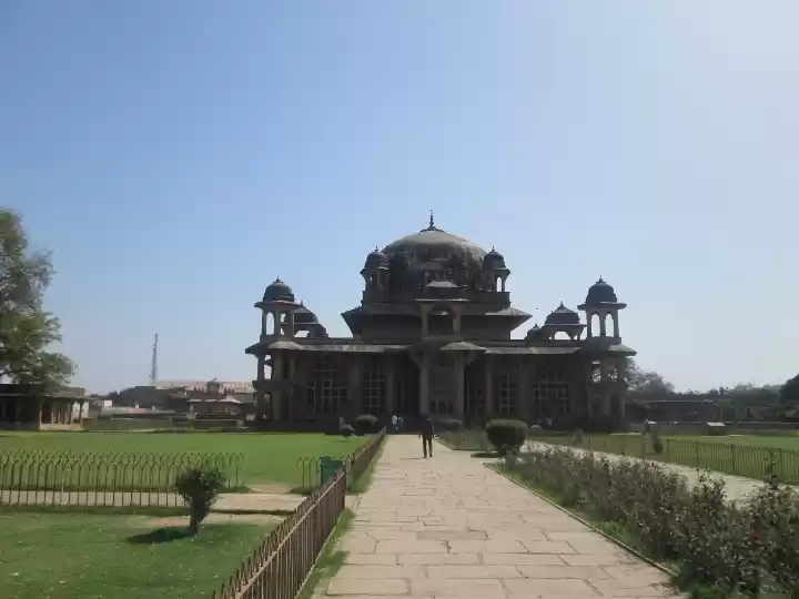 Photo of Tomb of Tansen Gwali
