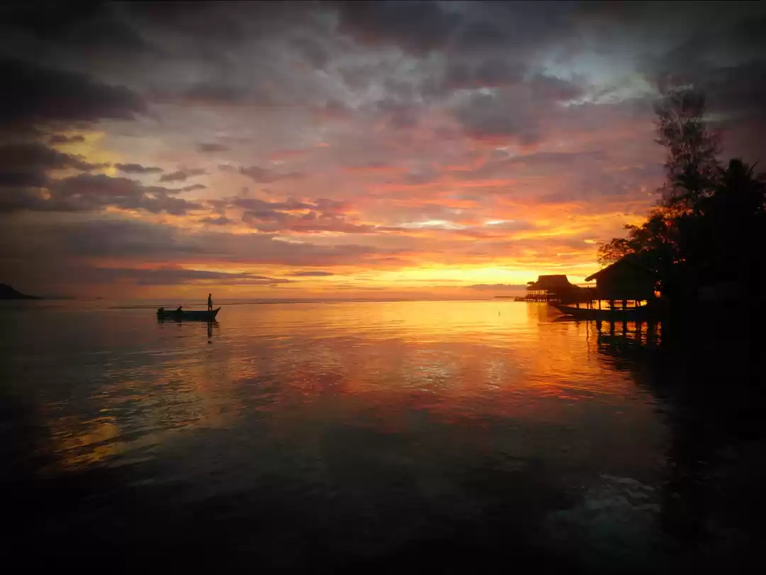 Photo of SUNSET IN SAWINGRAI,
