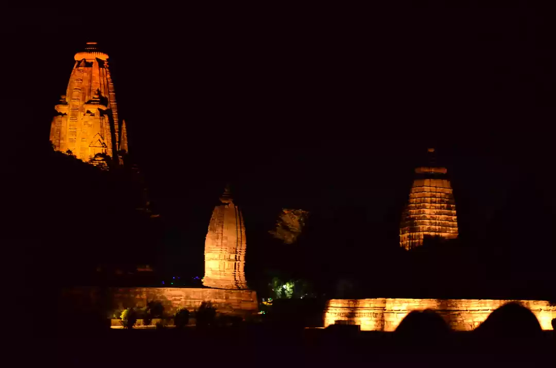 Photo of Khajuraho : THROUGH