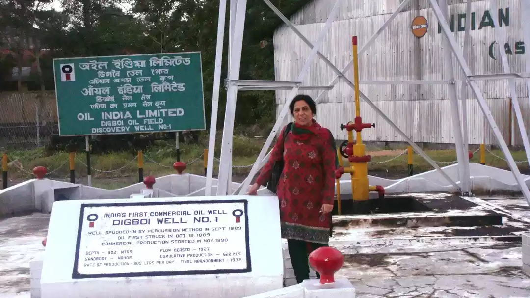 Photo of THE OIL TOWN OF INDI