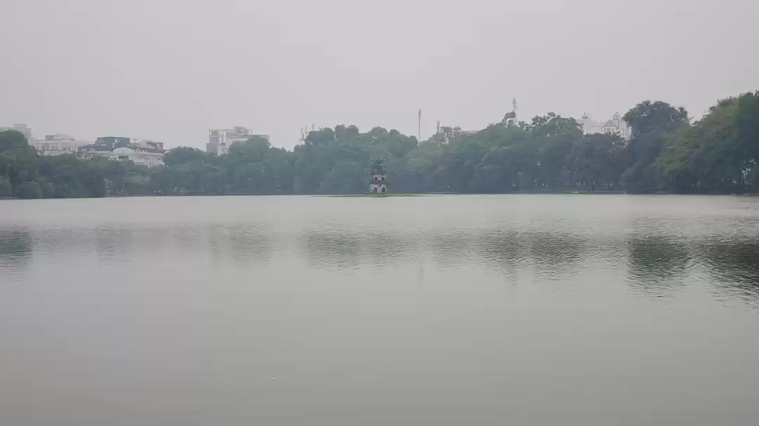 Photo of Hoan Kiem Lake, Hano