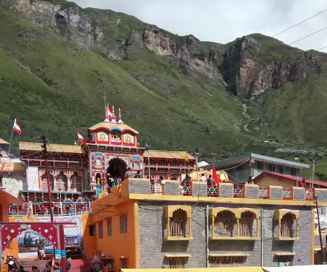 Photo of Badrinath Temple