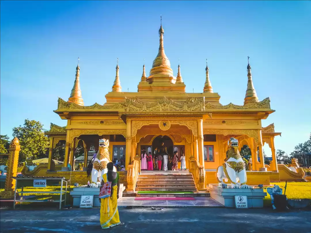 Photo of golden pagoda namsai