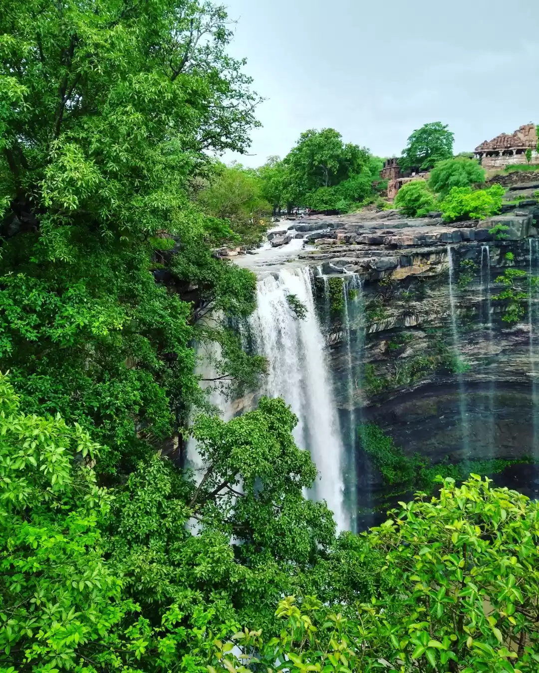 Photo of Menal Waterfall