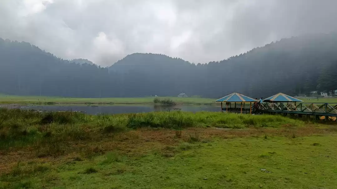 Photo of पहाड़ों के बीच खूबसू