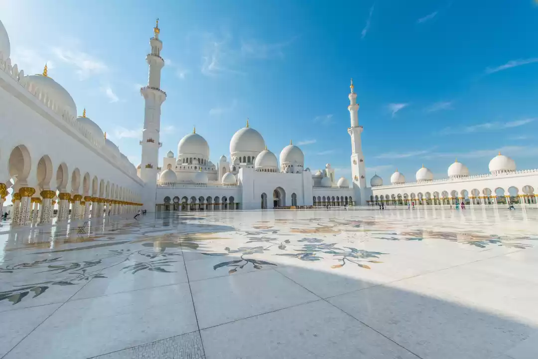 Photo of Dates, Nuts and Bits