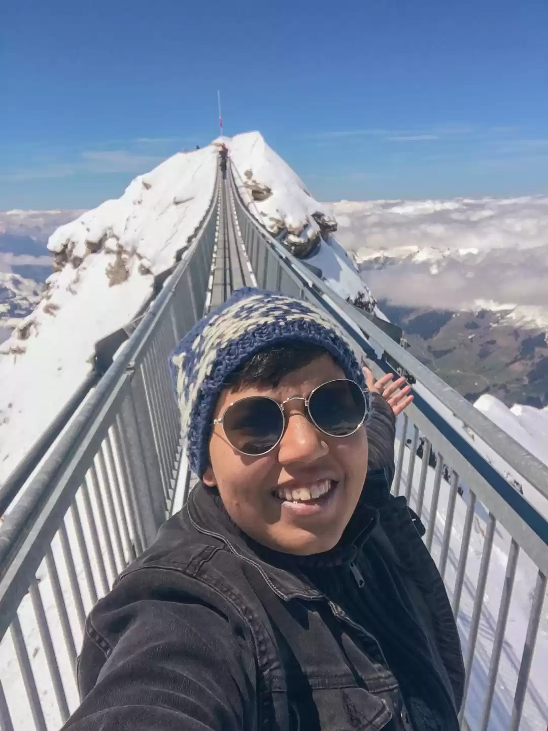 Photo of raashi rege