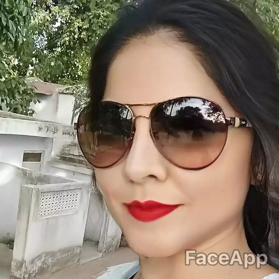 Photo of Yaamina Khan