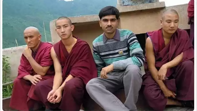 Photo of स्मॉल एंड ब्यूटीफूल 