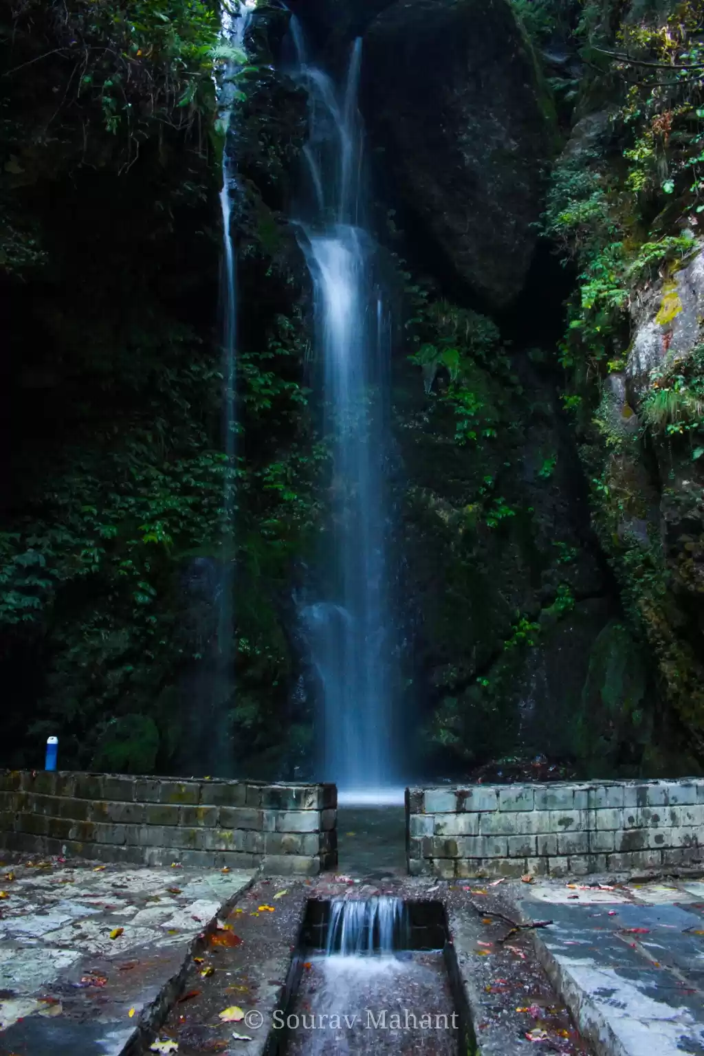 Photo of Jibhi Waterfall