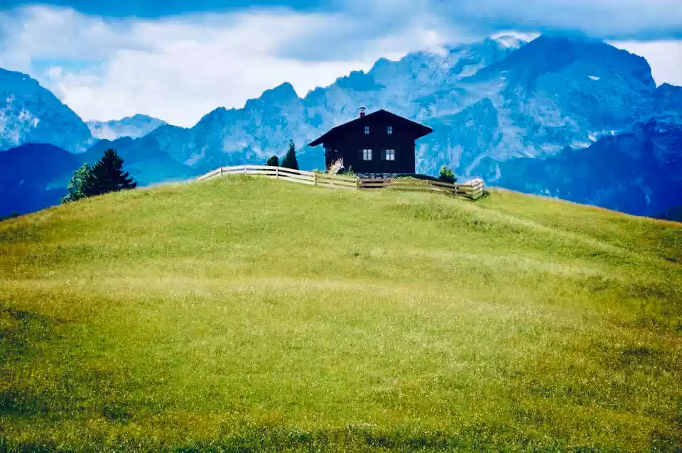 Photo of The Beautifully Garn