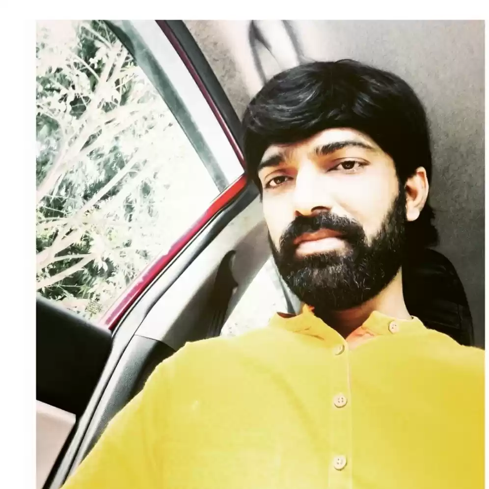 Photo of Dr-Vishal Saxena