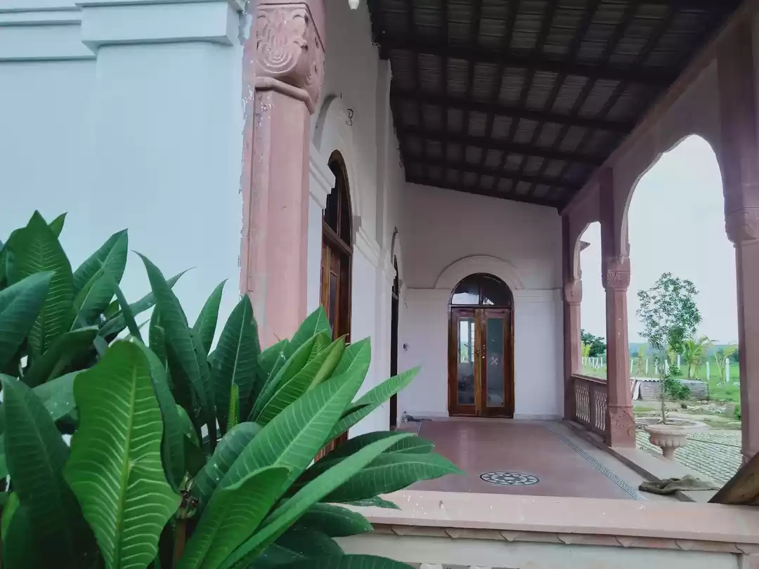 Photo of Heritage Colonial Re