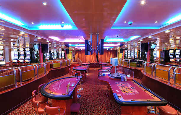 Hop On To This Multi Destination Luxury Cruise Called Jalesh For Your Next Exotic Getaway On Ocean Tripoto Welcome aboard india's first premium cruise & create memories on every turn, at every shore. hop on to this multi destination luxury