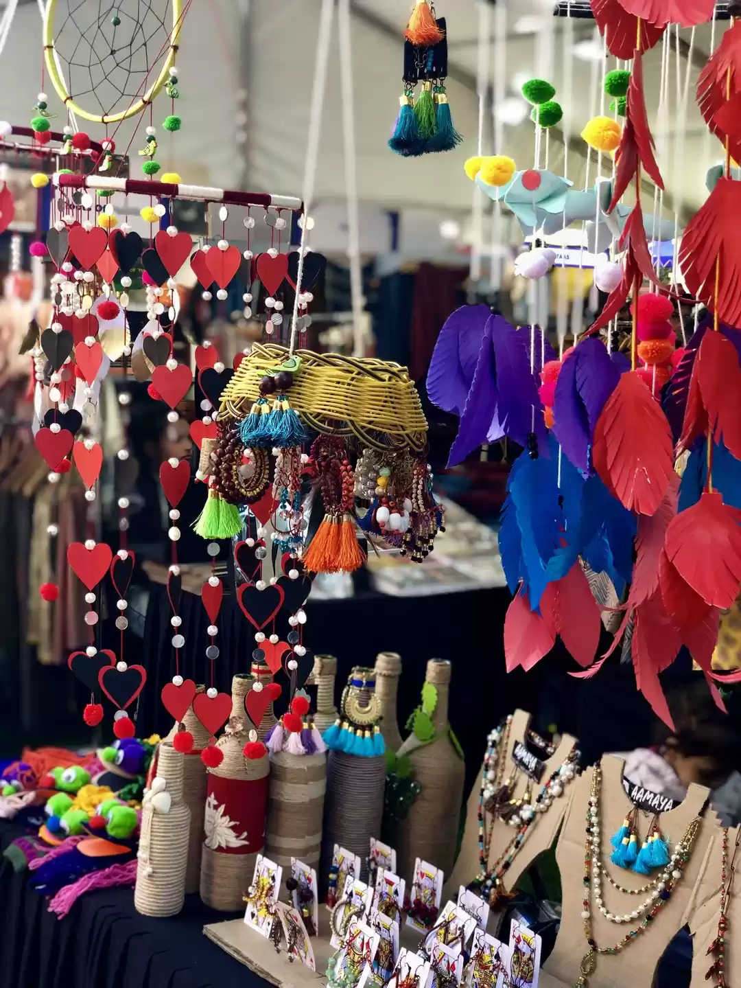 Photo of देसी कलाकृतियों वाली