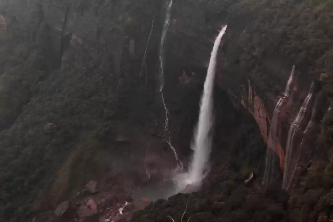 Photo of The Nohkalikai falls