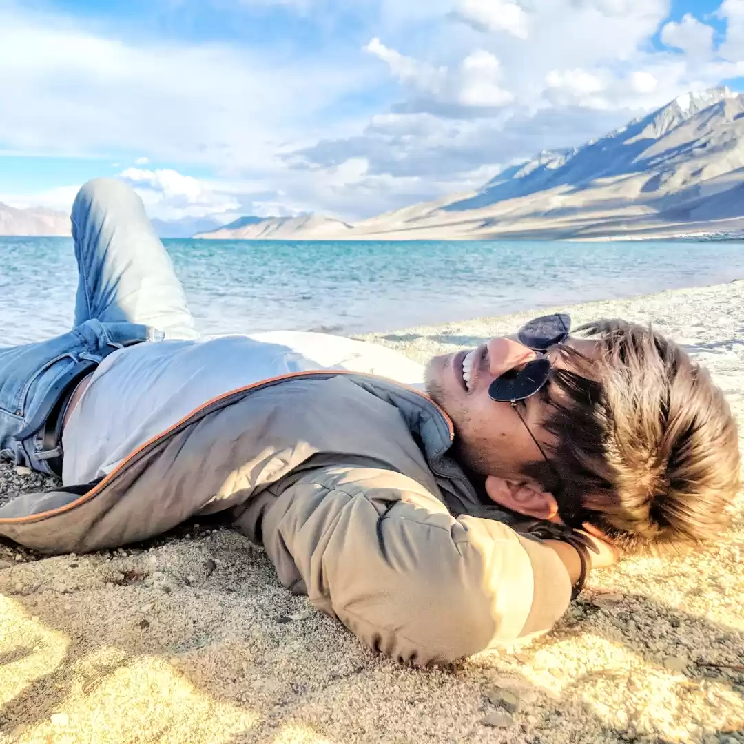 Photo of Manish Chauhan