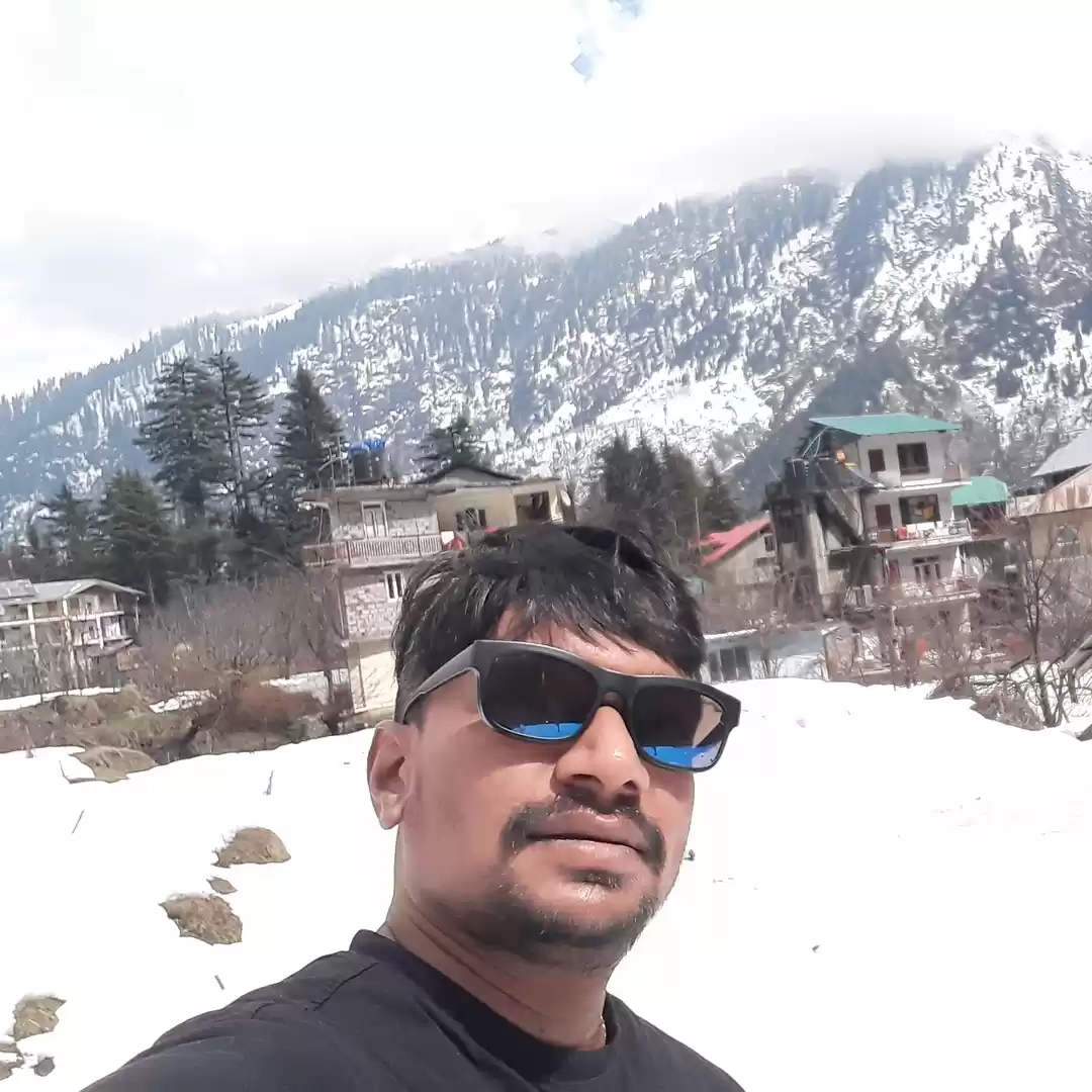 Photo of Vasu Gowdru