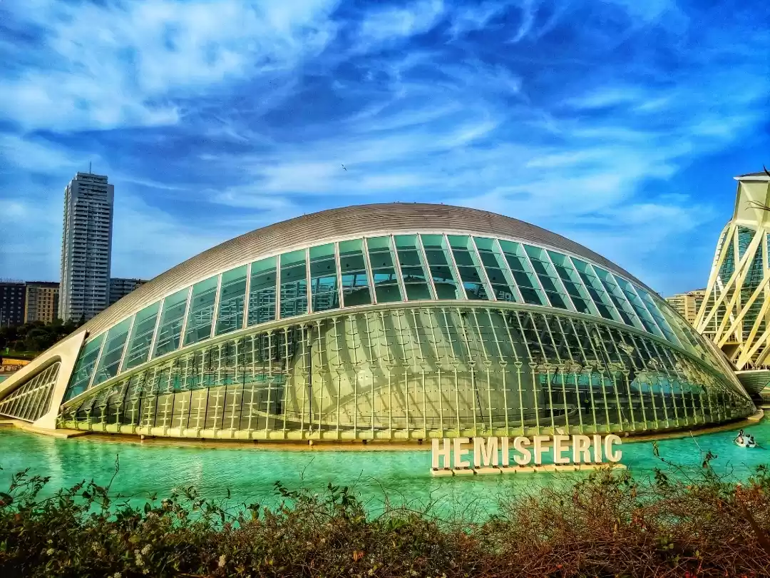 Photo of Hemisferic-an archit