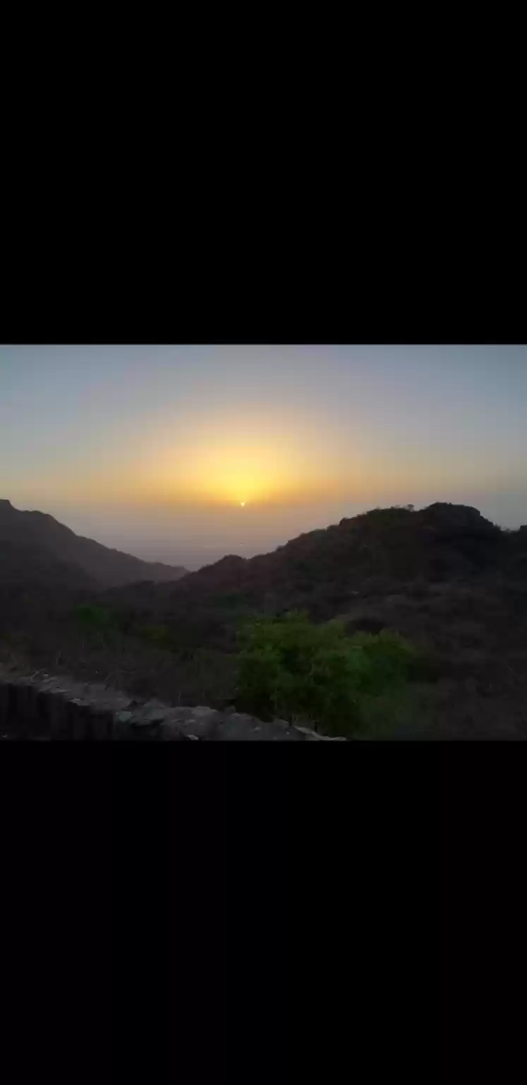 Photo of Hilly Mount Abu #tra