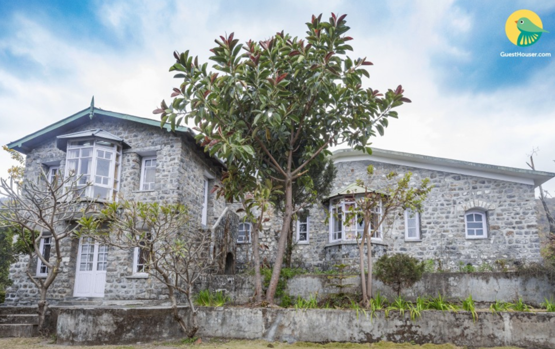 Photo of 10 Holiday Homes Und