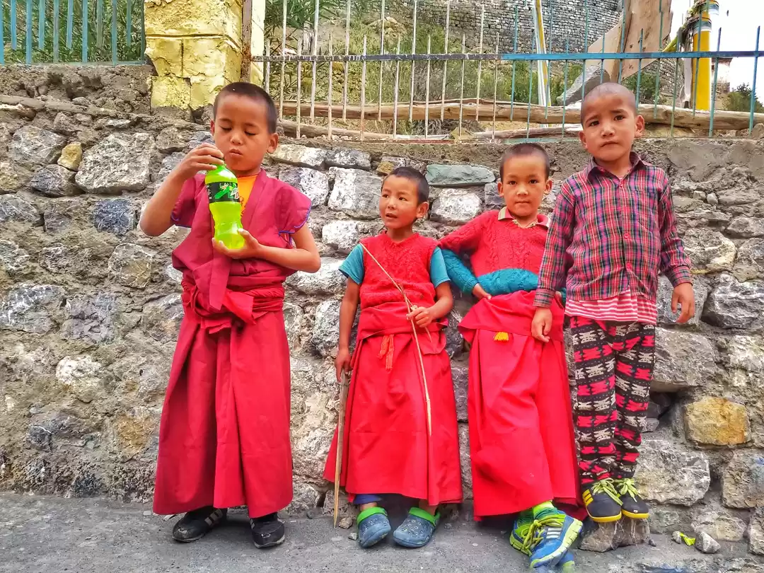 Aka (hrusso) arunachal Pradesh. | Traditional dress for boy, Traditional  attire, Fashion