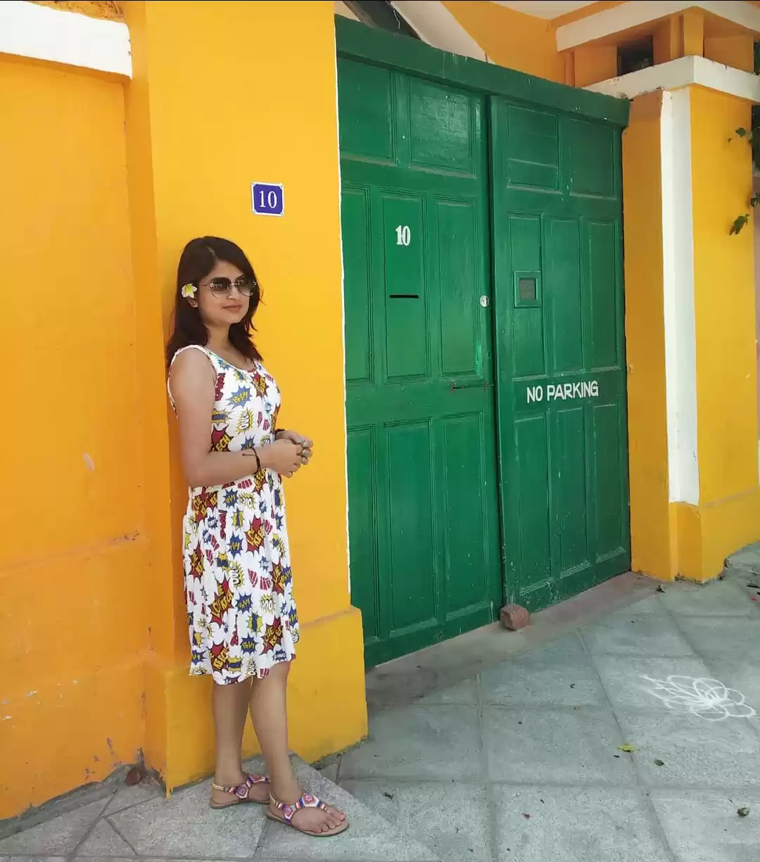 Photo of The French Town- Whi