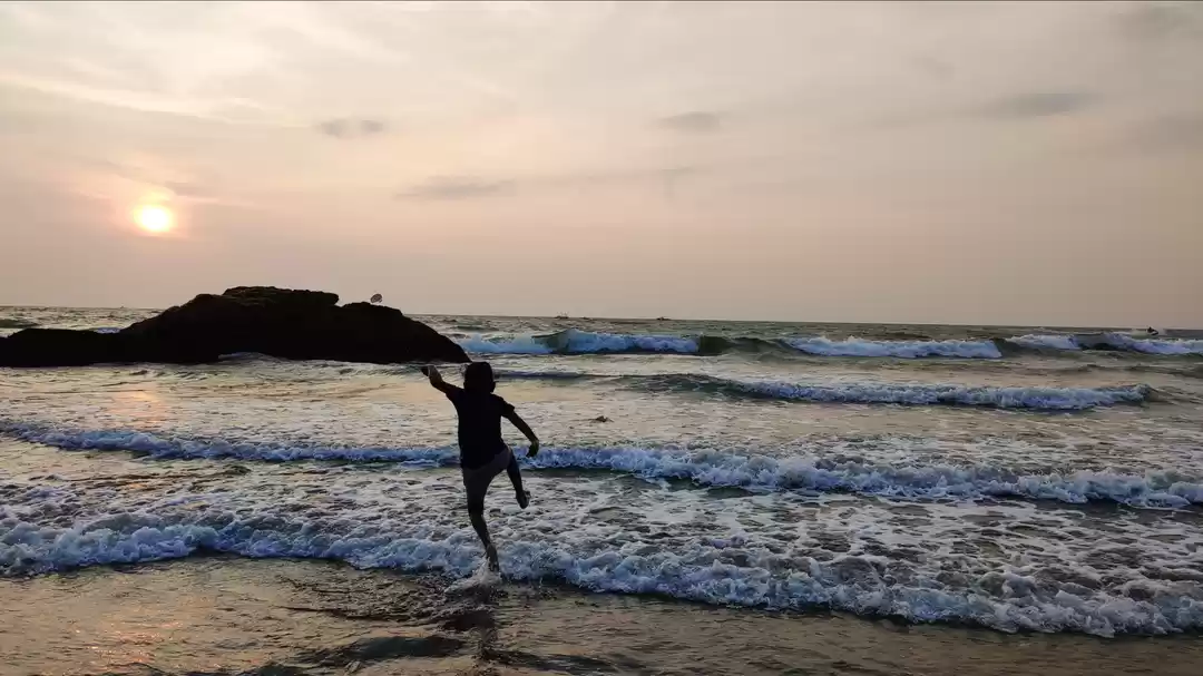 Photo of Children poses the b