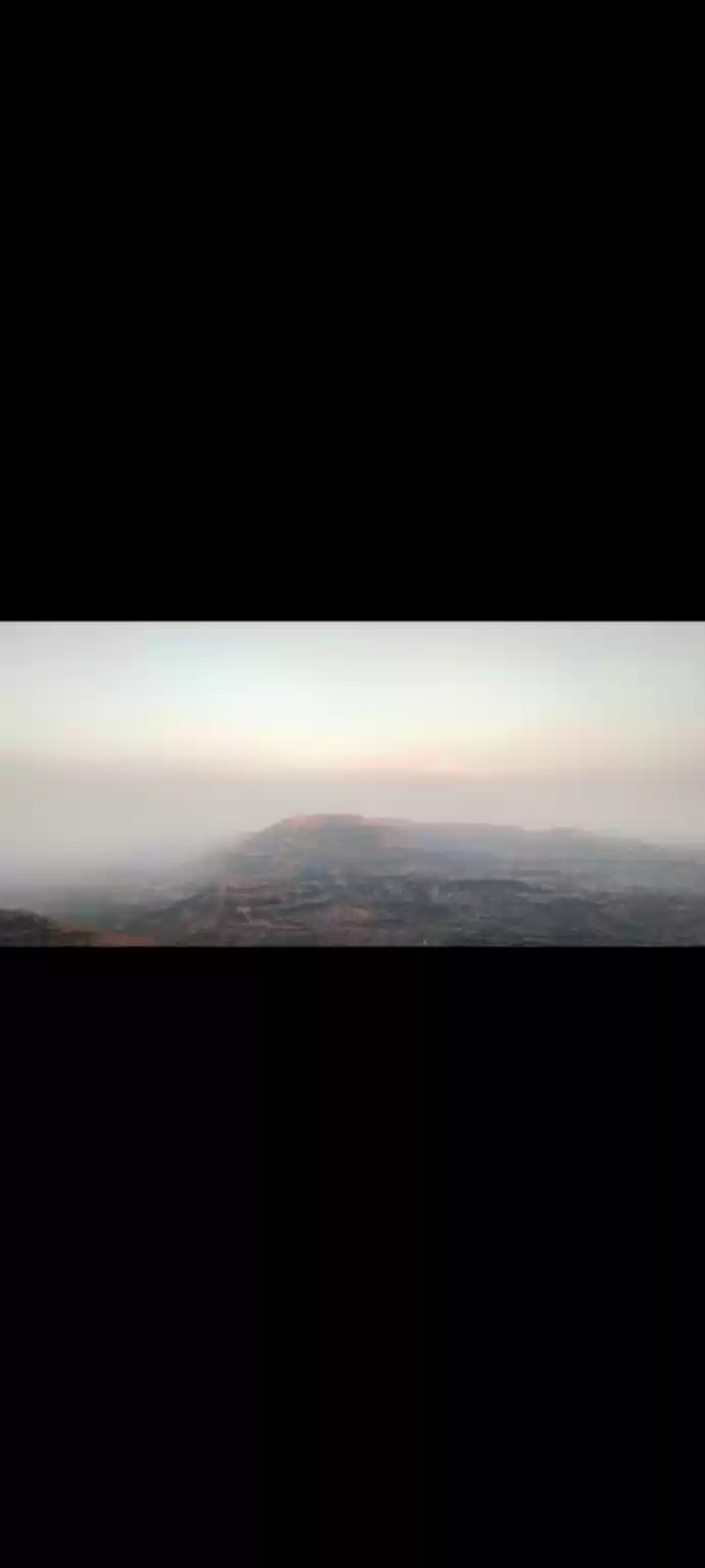 Photo of Mount Everest of Mah