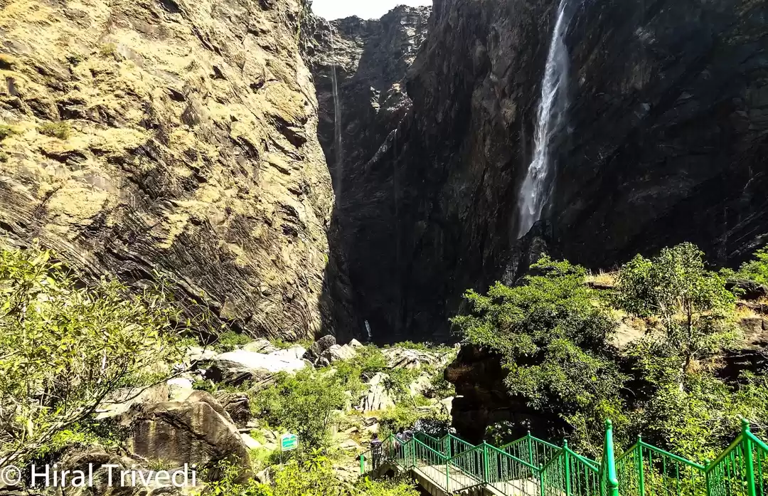 Photo of The Rainbow Laden Jo