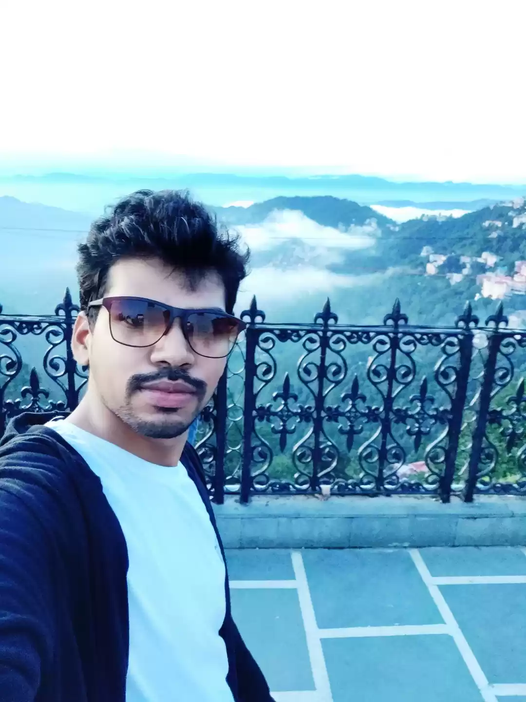 Photo of Deepak Saxena