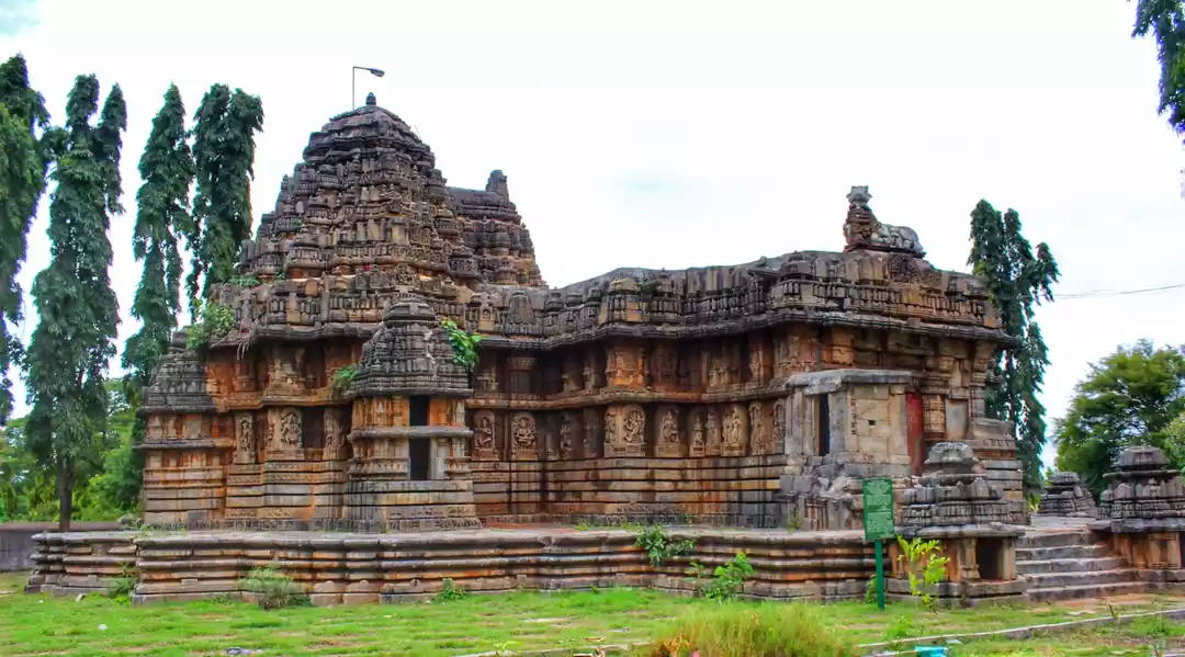 Photo of Hoysala's Someshwara