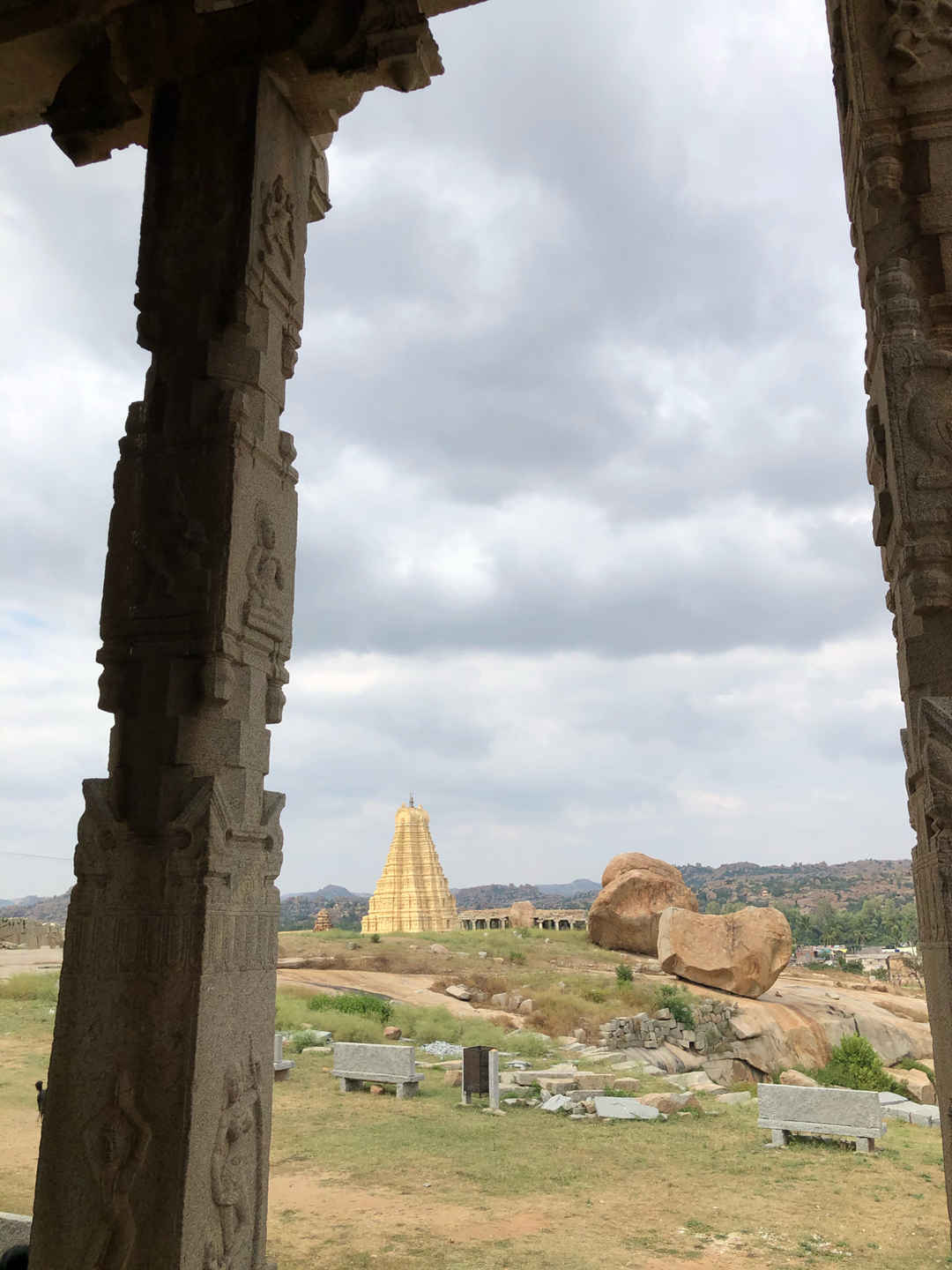 Hampi A Must See Historical Place Tripoto Cleartrip provides all the information about bangalore airport including top routes, location on the map & contact details. hampi a must see historical place