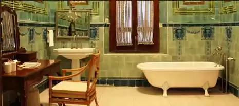 Photo of Luxury in the land o