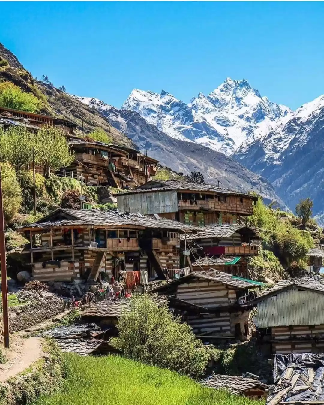 Photo of Hanging village osla