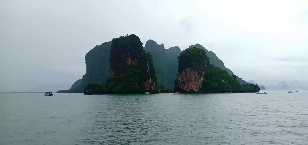 Photo of One country, many ex