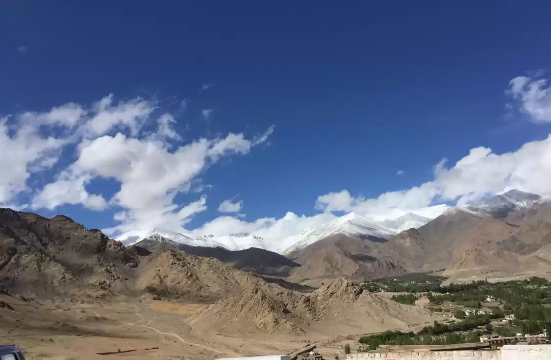 Photo of Roof of India - Lada