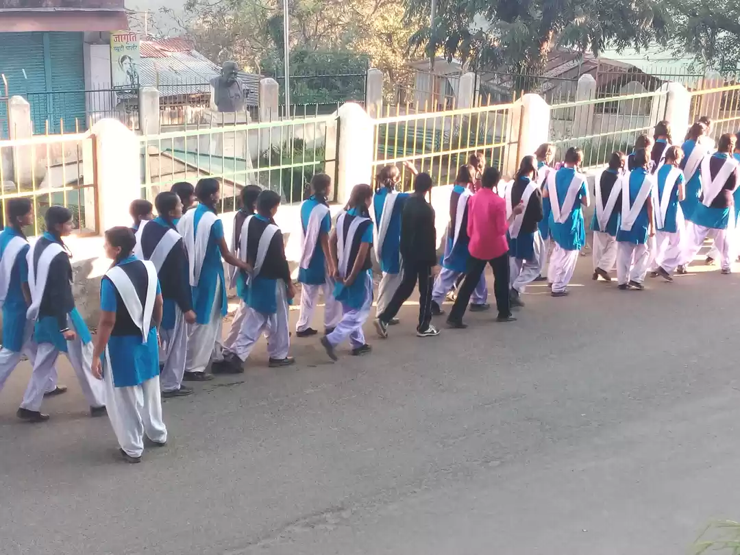 Photo of Backpackers in Uttar