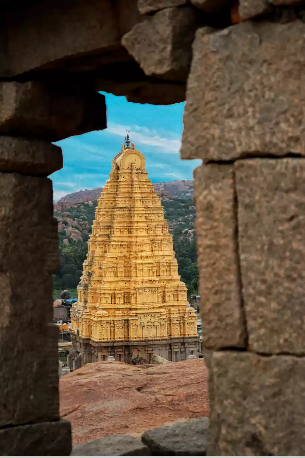 Photo of Crown of Hampi, Viru