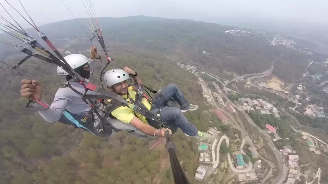 Photo of Paragliding in Dhara