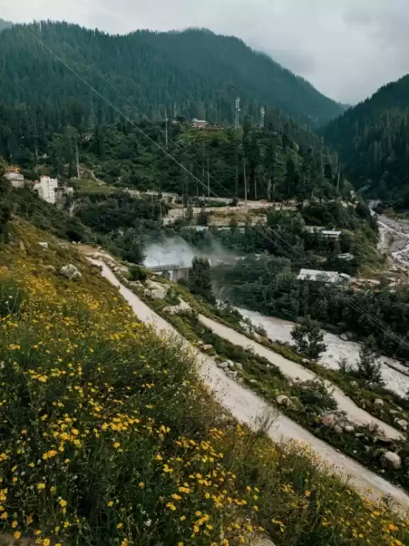 Photo of Kalgha; Apple Villag