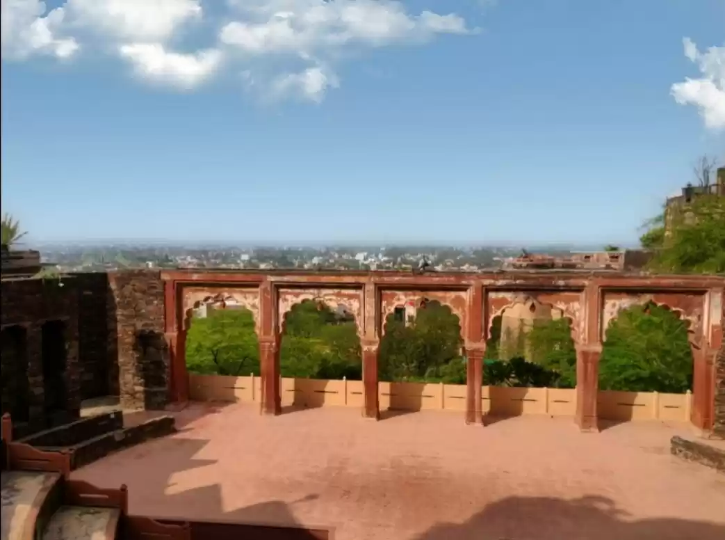 Photo of NEEMRANA FORT PALACE