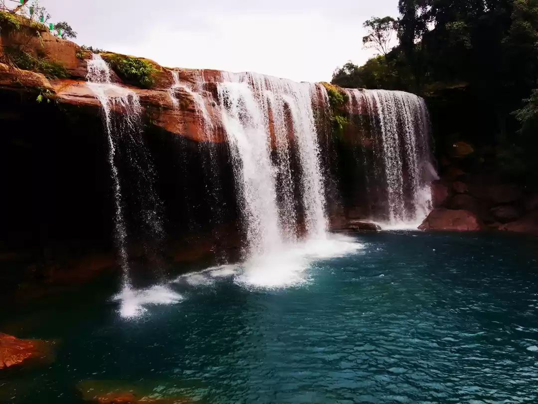 Photo of KHANGSURI FALLS ....